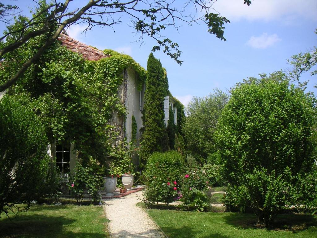 Domaine De Bassibe Bed and Breakfast Ségos Eksteriør billede
