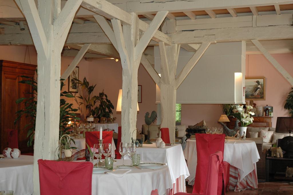 Domaine De Bassibe Bed and Breakfast Ségos Eksteriør billede